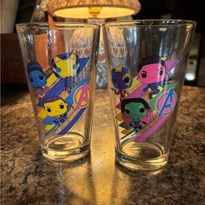 Marvel Avengers Colorful Character Glass Set